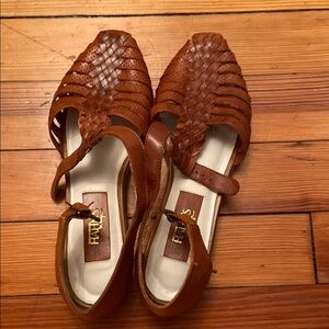 Vintage Brown Leather Fisherman Sandals